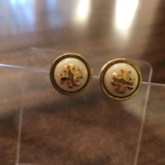 Authentic Tory Burch Double T gold tone and white earrings - Picture 16 of 16